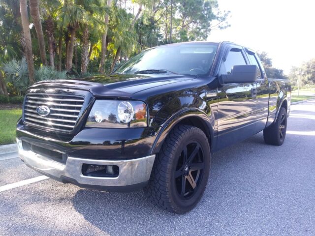 0005 black Ford F-150 Extended Cab Pickup