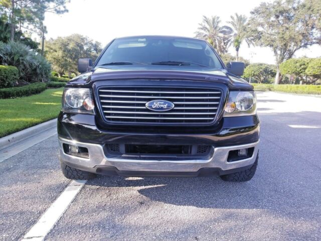 0005 black Ford F-150 Extended Cab Pickup
