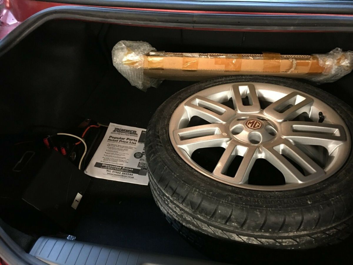 1978 Red MG MGB Sedan