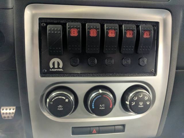 1970 White Dodge Challenger