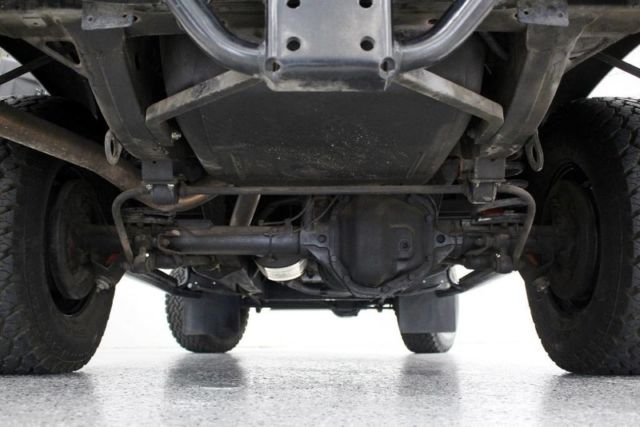 1914 Green Land Rover Defender SUV