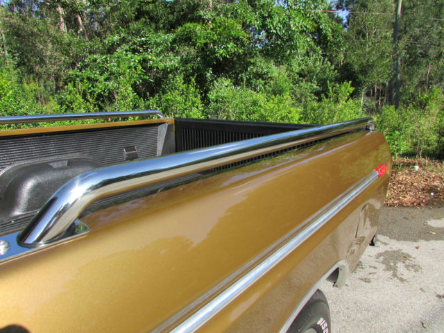 1979 DESERT GOLD METALLIC Ford F-100 Standard Cab Pickup