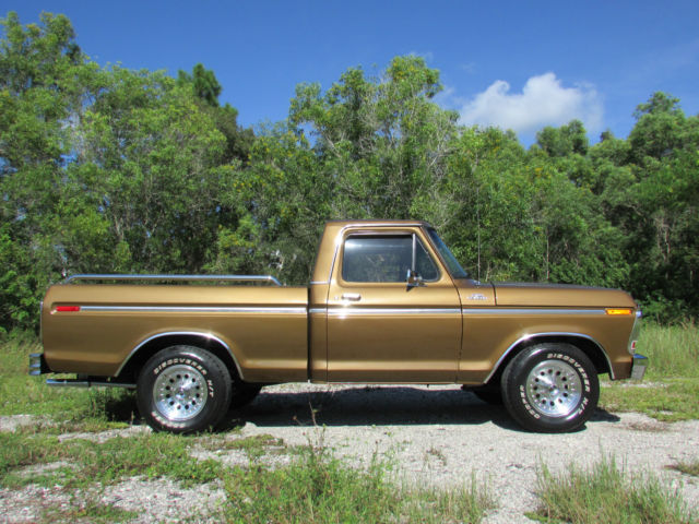 1979 DESERT GOLD METALLIC Ford F-100 Standard Cab Pickup