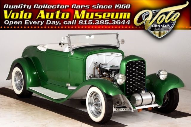 1932 Green Ford Custom Convertible