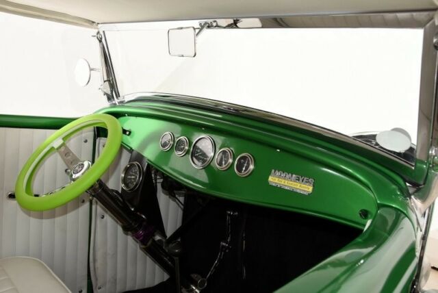 1932 Green Ford Custom Convertible