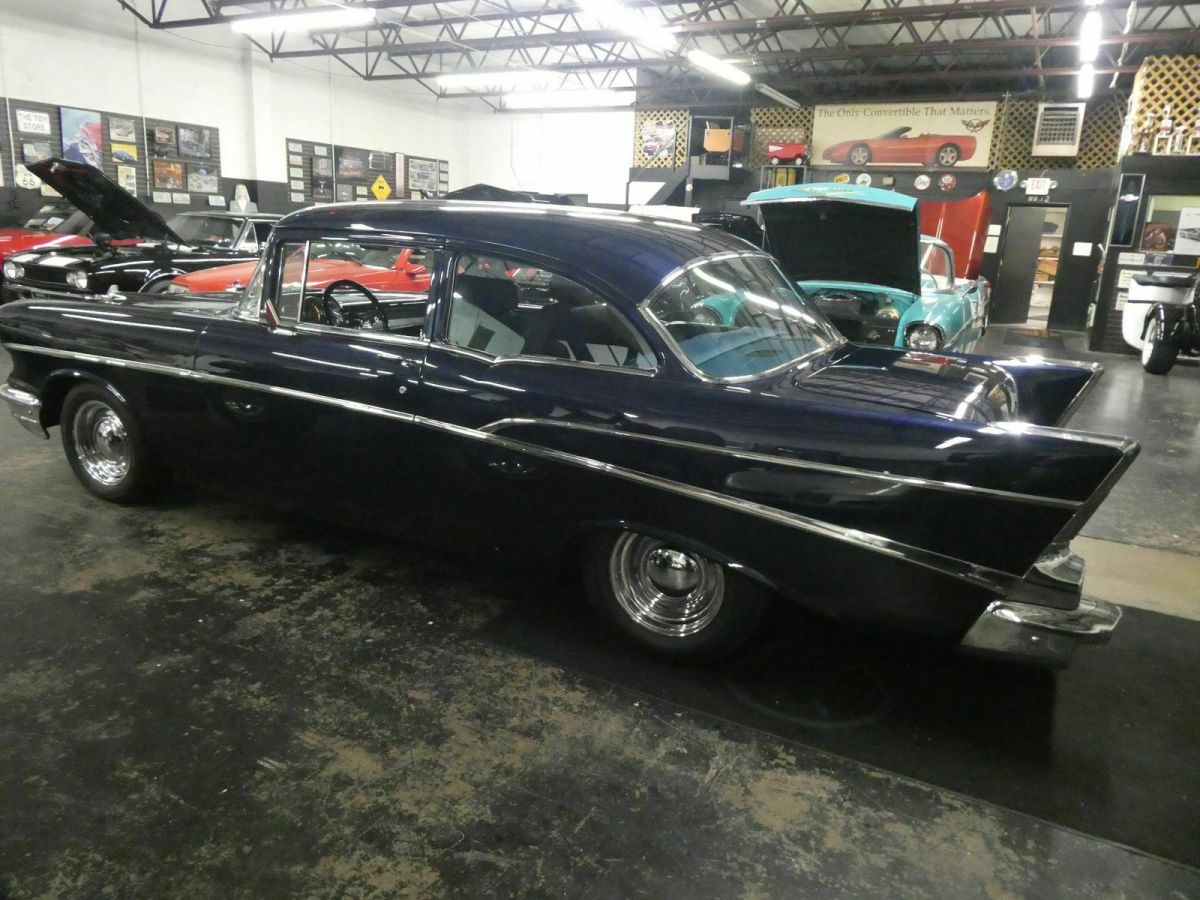 1957 Blue Chevrolet Bel Air/150/210 Sedan