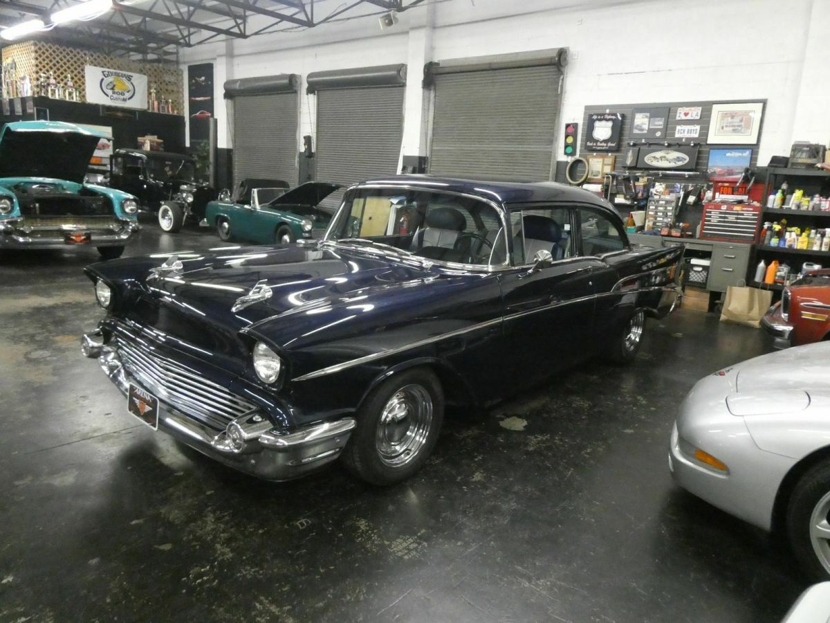 1957 Blue Chevrolet Bel Air/150/210 Sedan
