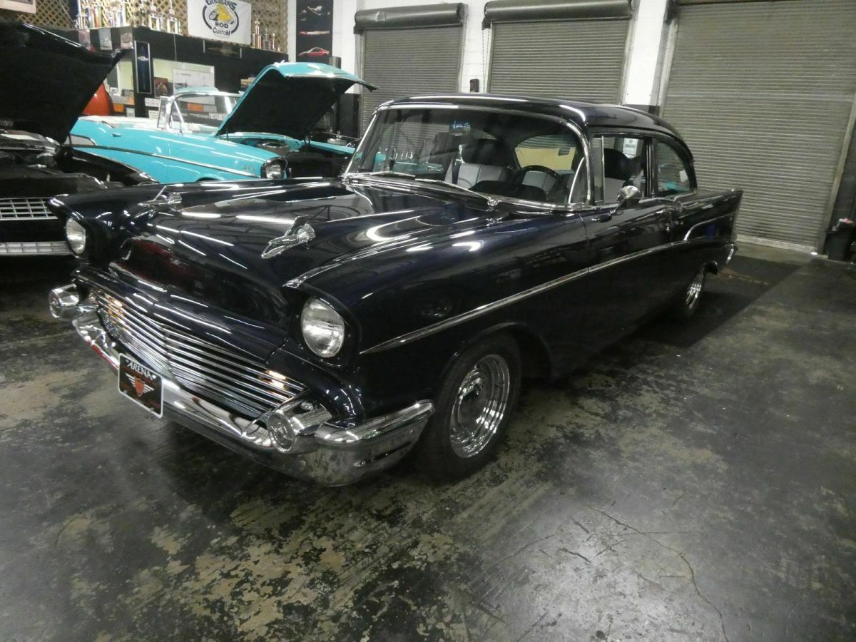 1957 Blue Chevrolet Bel Air/150/210 Sedan