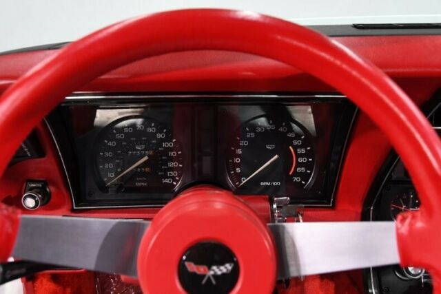 1979 White Chevrolet Corvette Coupe