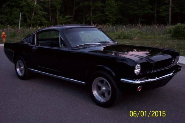 1965 RAVEN BLACK Ford Mustang Fastback