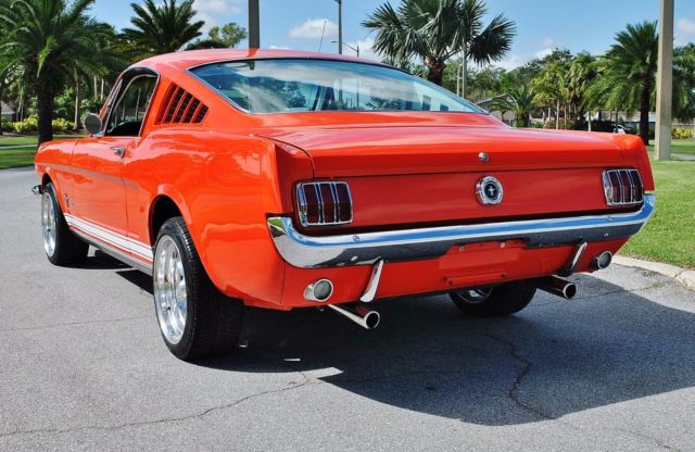1965 Poppey Red Ford Mustang