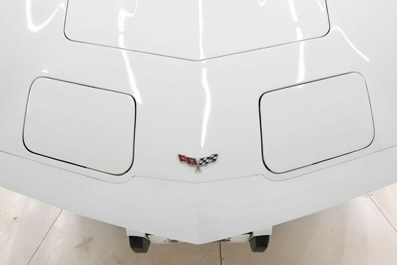 1979 White Chevrolet Corvette Coupe