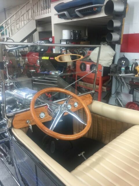 1923 Black/ Blue Flames Ford Model T T Bucket