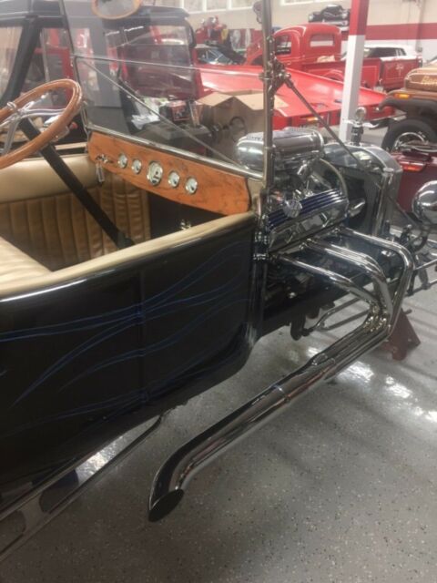 1923 Black/ Blue Flames Ford Model T T Bucket