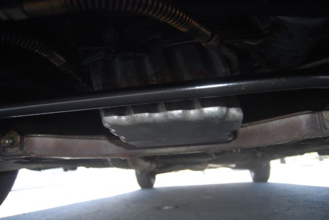 1986 587 Cabernet Red Metallic Mercedes-Benz 190-Series Sedan