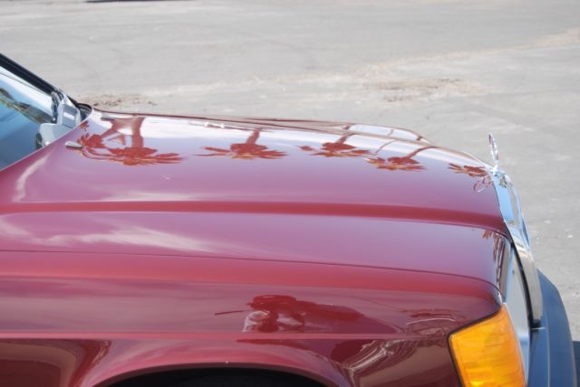 1986 587 Cabernet Red Metallic Mercedes-Benz 190-Series Sedan