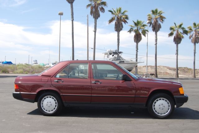 1986 587 Cabernet Red Metallic Mercedes-Benz 190-Series Sedan