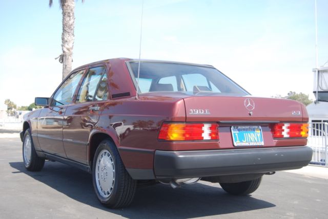 1986 587 Cabernet Red Metallic Mercedes-Benz 190-Series Sedan