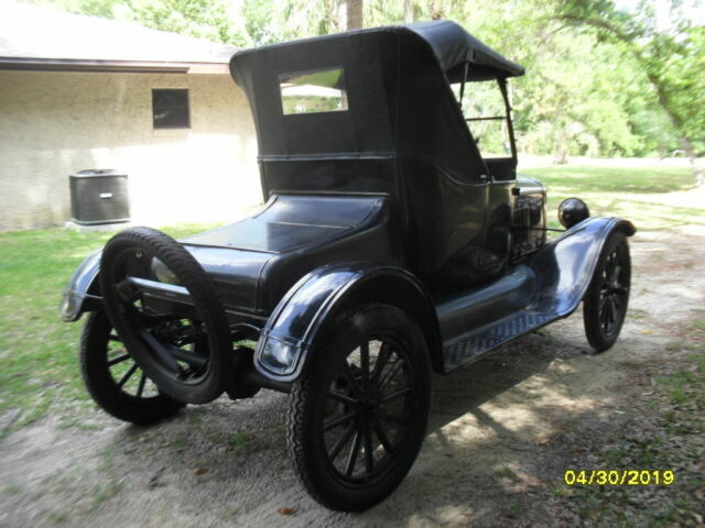 1924 Black Ford Model T Convertible