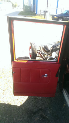 1924 satin Black Ford Model T sedan T