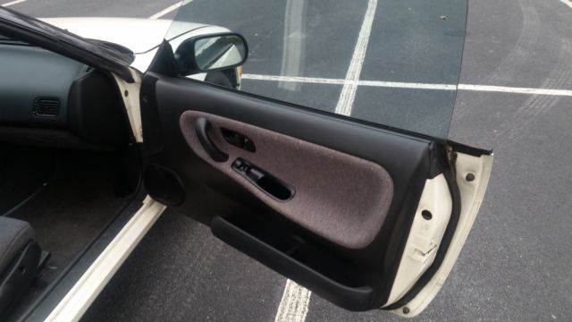 1989 White Nissan 240SX Hatchback