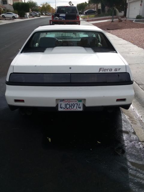 1985 White Pontiac Fiero Coupe