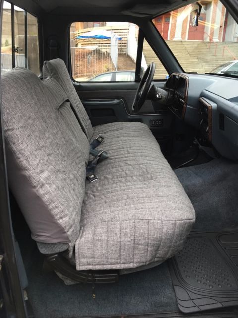 1990 Black Ford F-150 Cab & Chassis