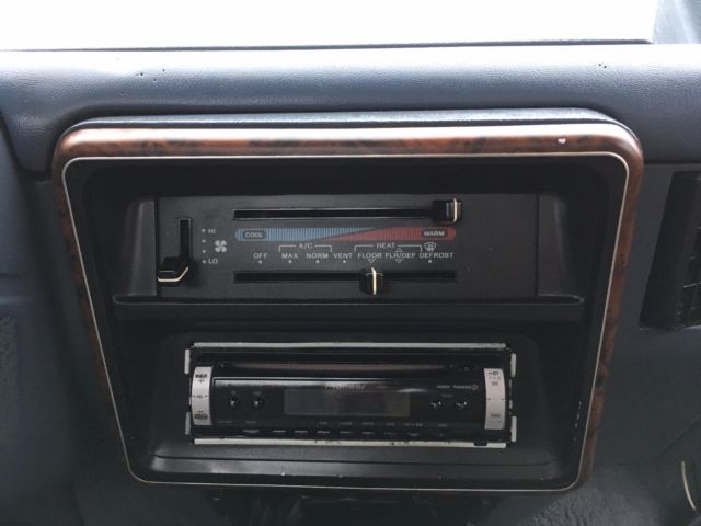 1990 Black Ford F-150 Cab & Chassis