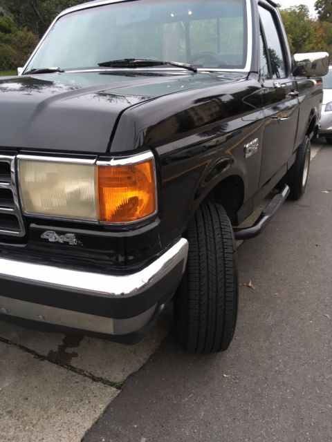 1990 Black Ford F-150 Cab & Chassis