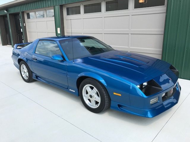 1992 Medium Quasar Blue Chevrolet Camaro Coupe