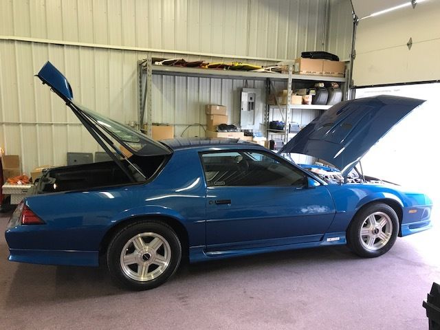 1992 Medium Quasar Blue Chevrolet Camaro Coupe