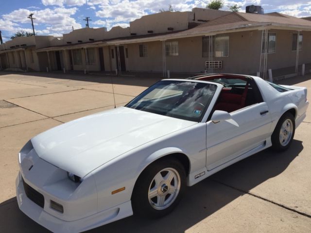1992 White Chevrolet Camaro Coupe