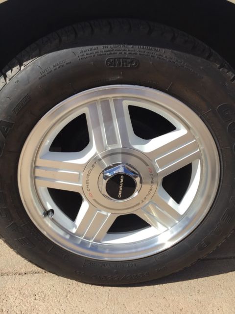 1992 White Chevrolet Camaro Coupe