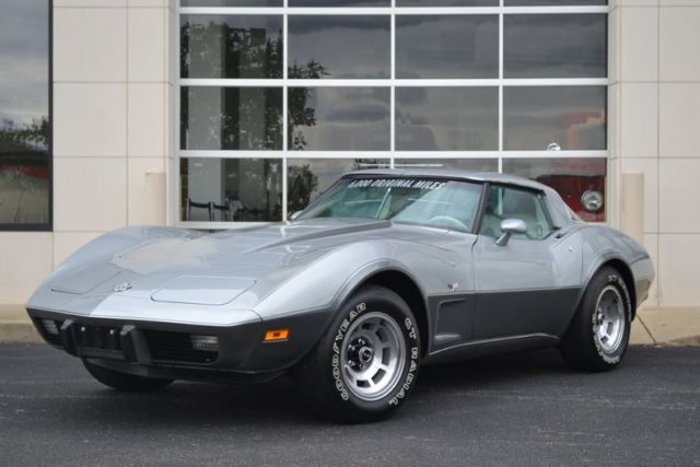 1978 Silver Chevrolet Corvette