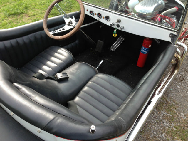 1927 White Ford Model T Convertible