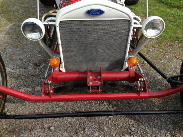 1927 White Ford Model T Convertible