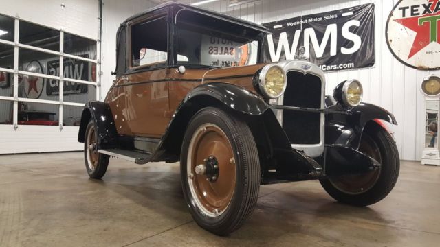 1927 Tan Chevrolet Capitol Coupe