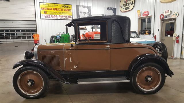1927 Tan Chevrolet Capitol Coupe