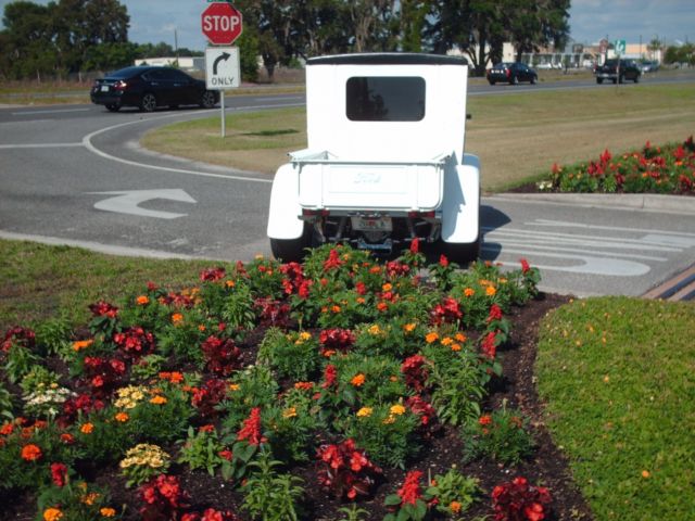 1928 White Ford Other Pickups Cab & Chassis