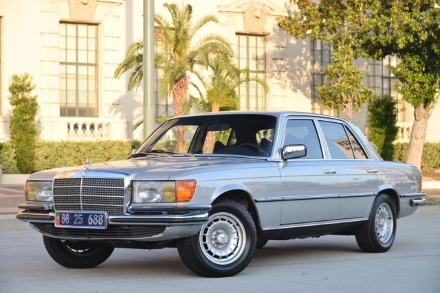 1980 SILVER Mercedes-Benz S-Class Sedan