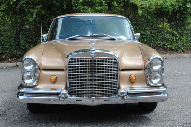1968 Tan Mercedes-Benz 200-Series Coupe