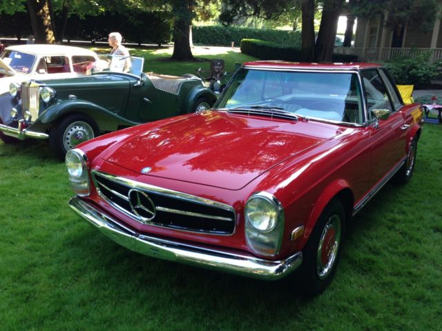 1968 Signal Red Mercedes-Benz 200-Series Coupe / Convertible