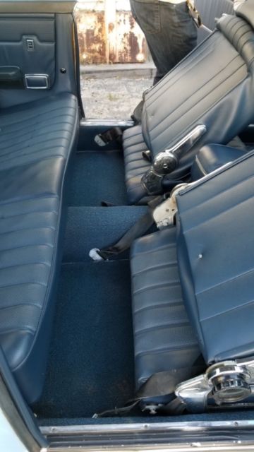 1973 Blue Mercedes-Benz 200-Series Coupe