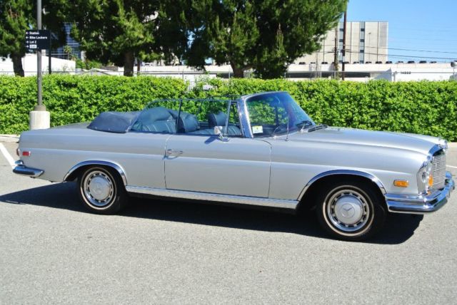 1971 Silver Mercedes-Benz 200-Series Convertible
