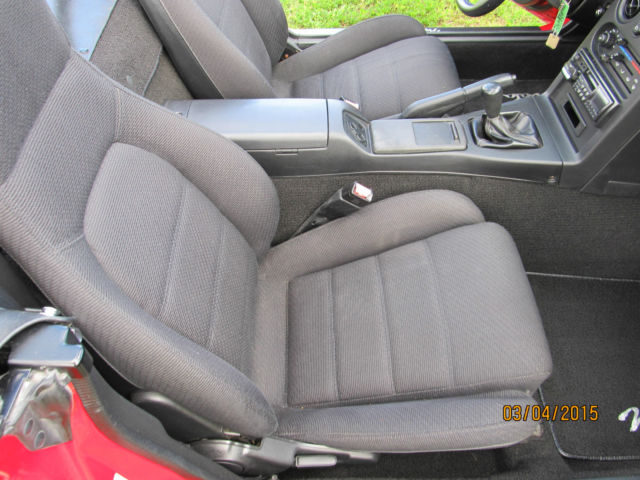 1990 Red Mazda MX-5 Miata Convertible