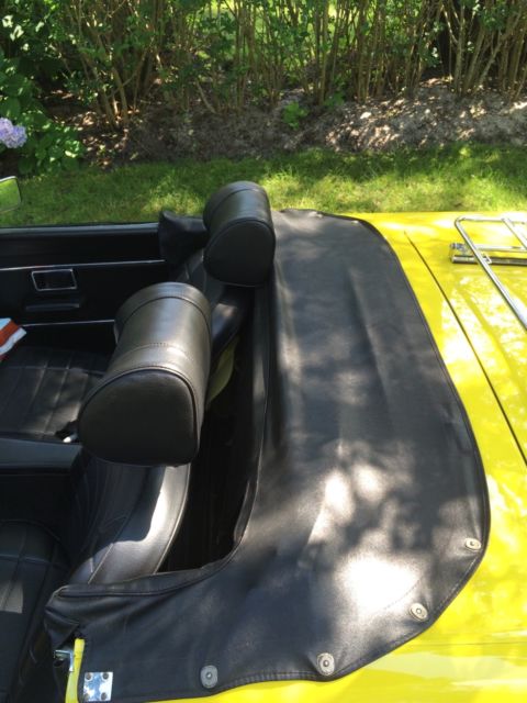 1973 Yellow MG MGB Convertible