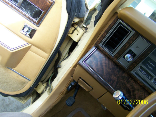 1985 GOLD Dodge 600 CONVERTIBLE Convertible