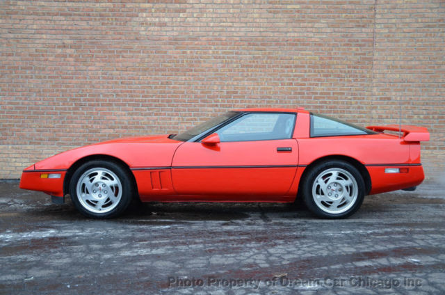 1990 Red Chevrolet Corvette Hatchback