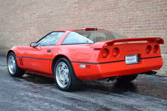 1990 Red Chevrolet Corvette Hatchback