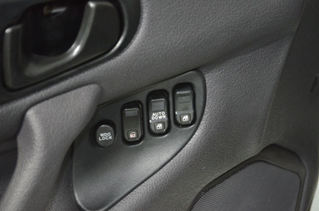 1992 White Mitsubishi 3000GT Coupe